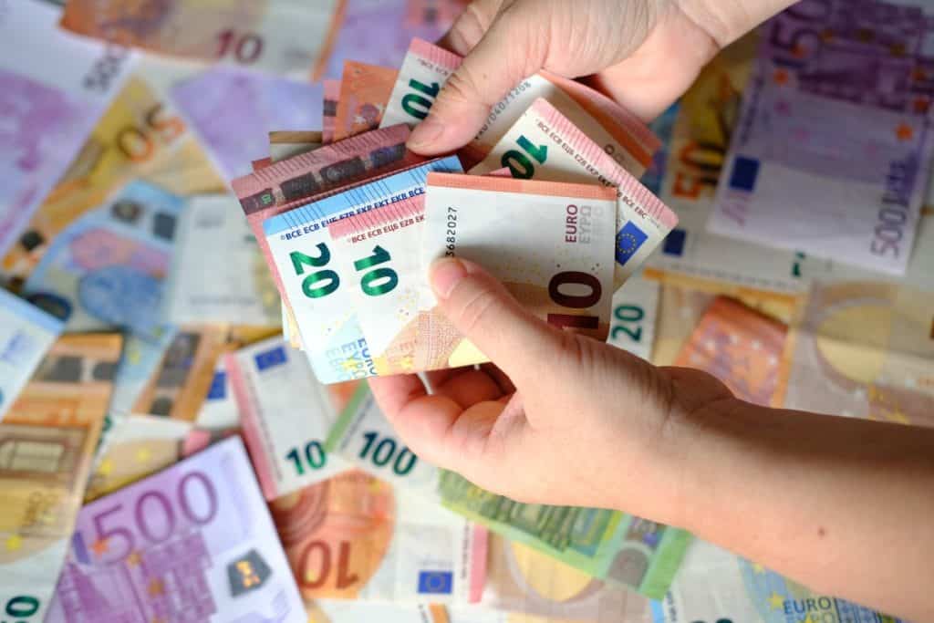 Kako prepoznati prevarne sajtove za online pozajmice Kako prepoznati prevarne sajtove za online pozajmice